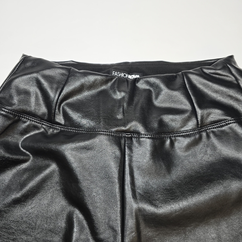 Stylish Black Faux Leather High Waisted Leggings - Picture 8 of 15